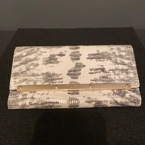 Henri Bendel Wallet